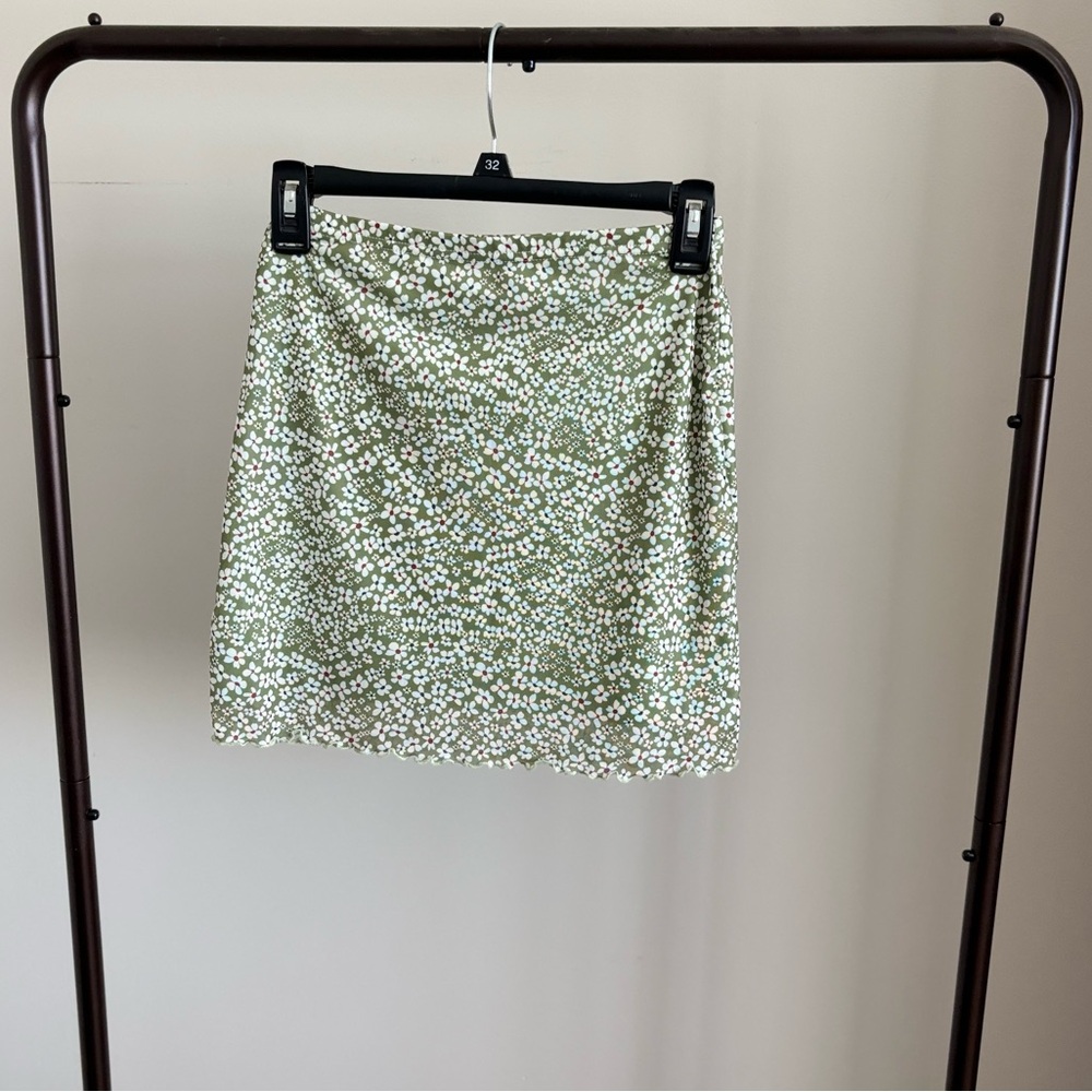 Floral Mesh Mini Skirt